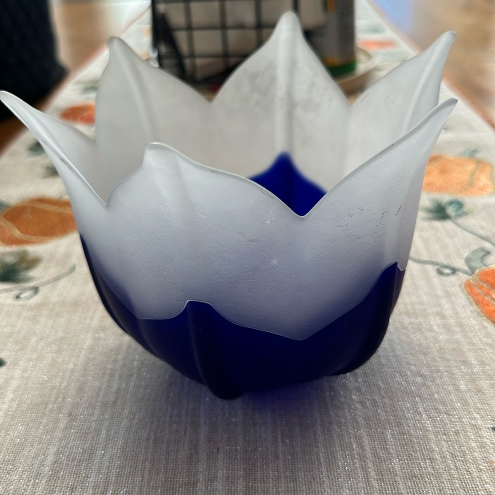Partylite Heavy Glass Tulip Votive Holder
